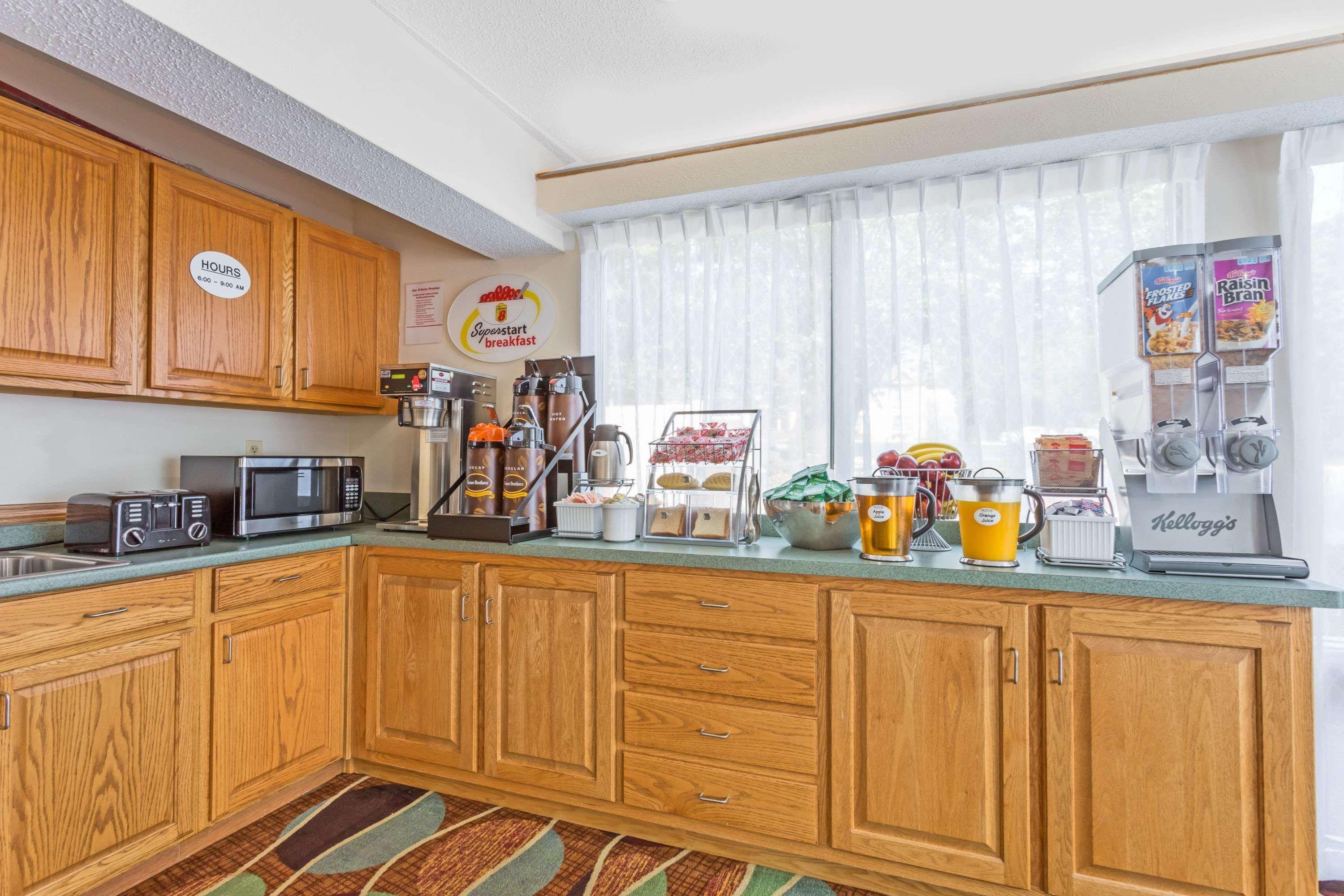 Super 8 Hotel Stafford Luaran gambar
