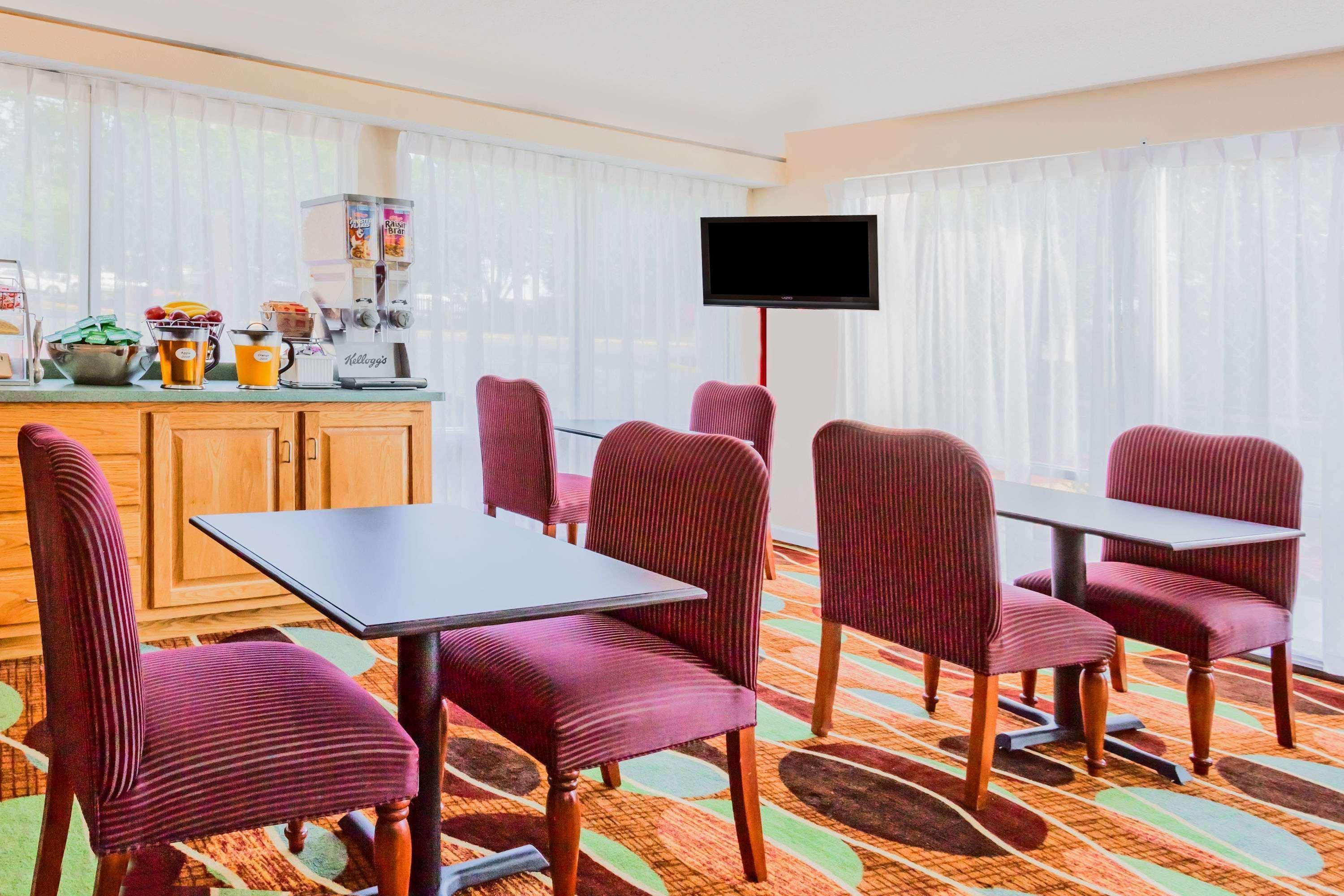 Super 8 Hotel Stafford Luaran gambar